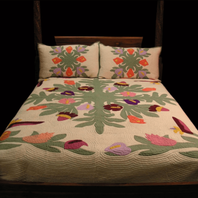 Hawaiian Quilt Bedspread - Tropical Flowers