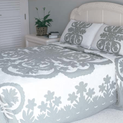 Hawaiian Quilt Bedspread - Tuberose and Pikake