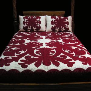 Crown Flower Design Hawaiian Quilt Bedspread