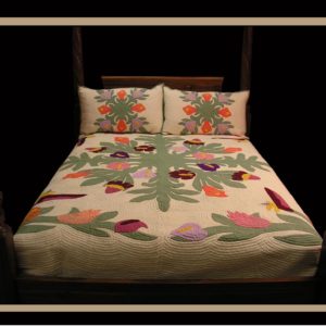 Tropical Flowers Design Hawaiian Quilt Bedspread