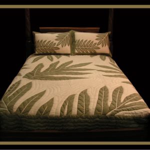 Lauae Design Hawaiian Quilt Bedspread