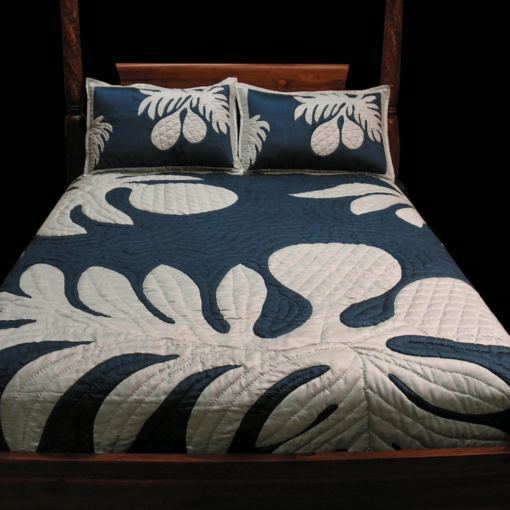 Ulu Nui Hawaiian Quilt Bedspread